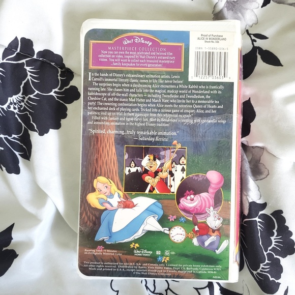 Alice In Wonderland Disney VHS - Picture 2 of 6